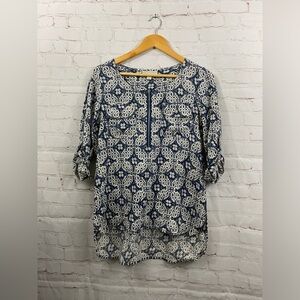 Dana Buchman Blouse Womens Size Small Blue Ivory 3/4 Rolled Tab Sleeves Top
